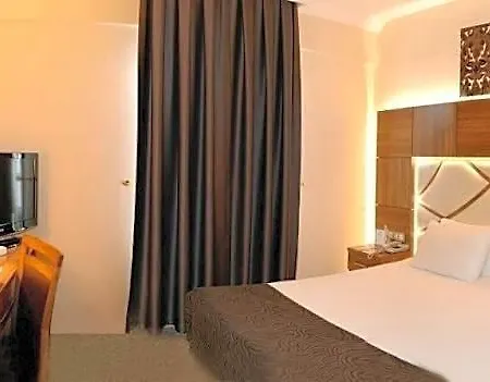 Rumi Otel